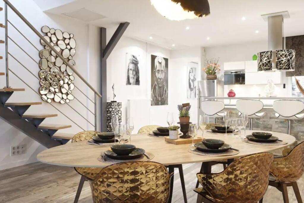 Reims Centre : Appartement Lumineux Et Atypique 46, Place D'Erlon Exterior foto