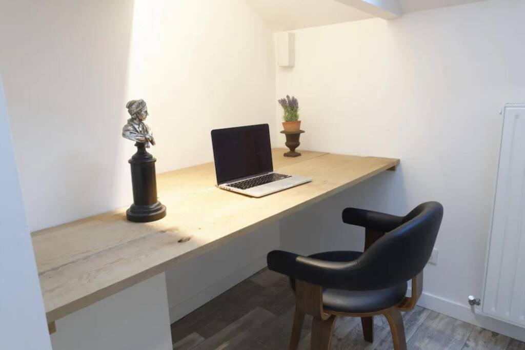 Reims Centre : Appartement Lumineux Et Atypique 46, Place D'Erlon Exterior foto