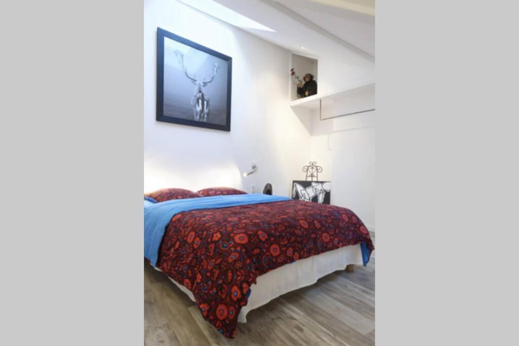 Reims Centre : Appartement Lumineux Et Atypique 46, Place D'Erlon Exterior foto