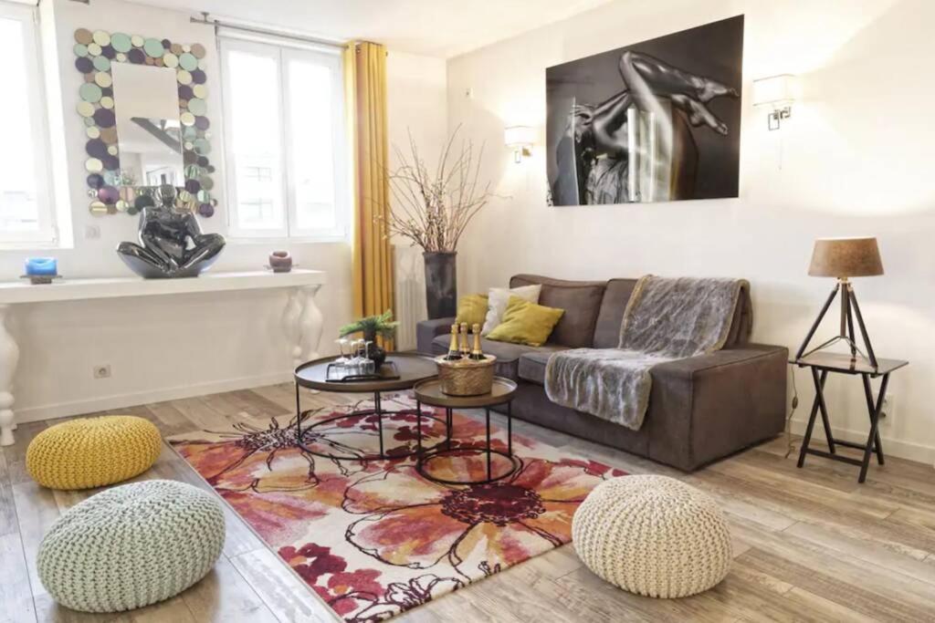 Reims Centre : Appartement Lumineux Et Atypique 46, Place D'Erlon Exterior foto